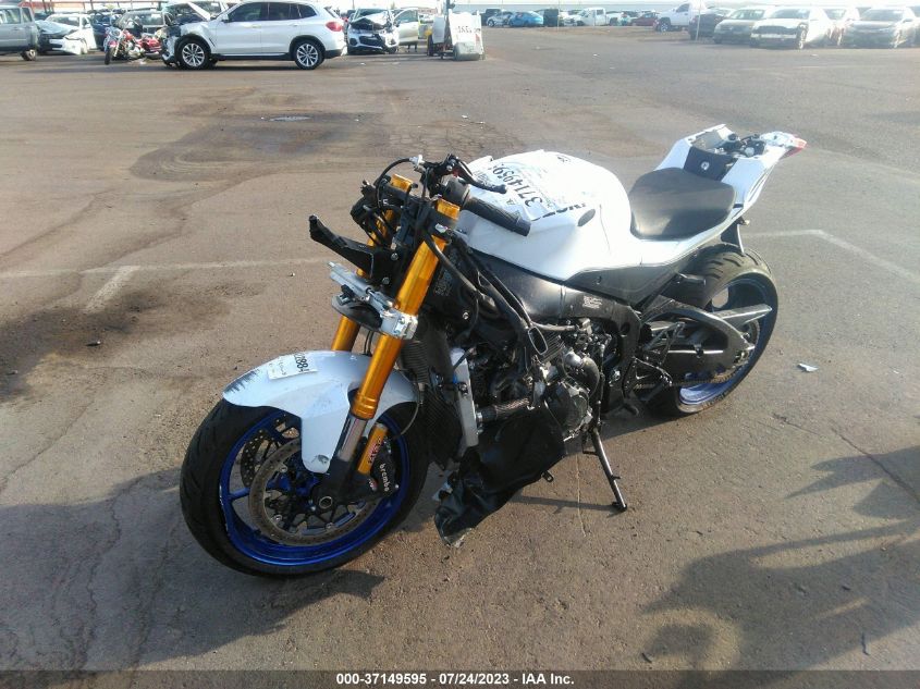 2023 SUZUKI GSX-R1000 R JS1DM11H1P7100118