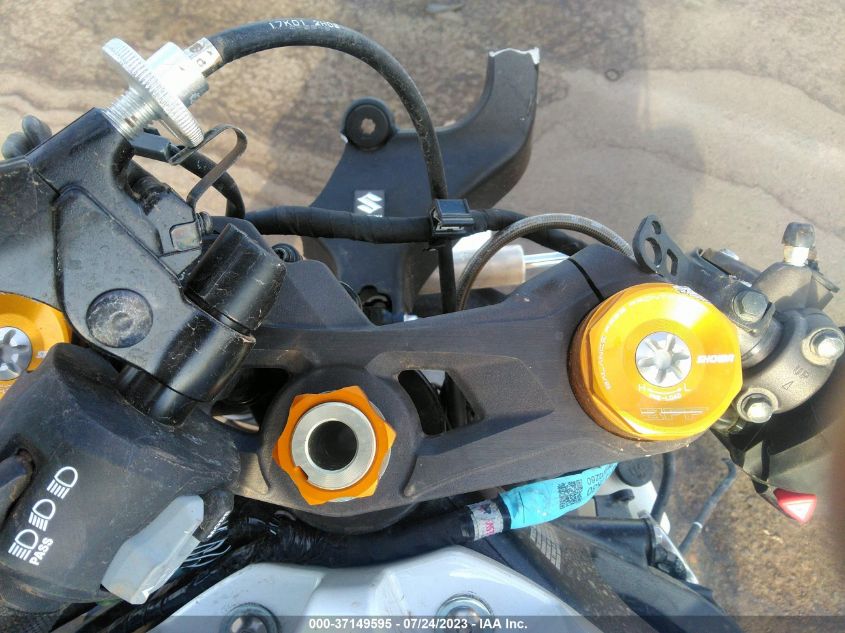 2023 SUZUKI GSX-R1000 R JS1DM11H1P7100118