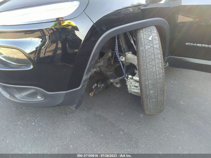 2018 JEEP CHEROKEE LATITUDE - 1C4PJLCX2JD523892