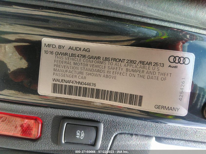 2017 AUDI A4 PREMIUM PLUS - WAUENAF47HN044676