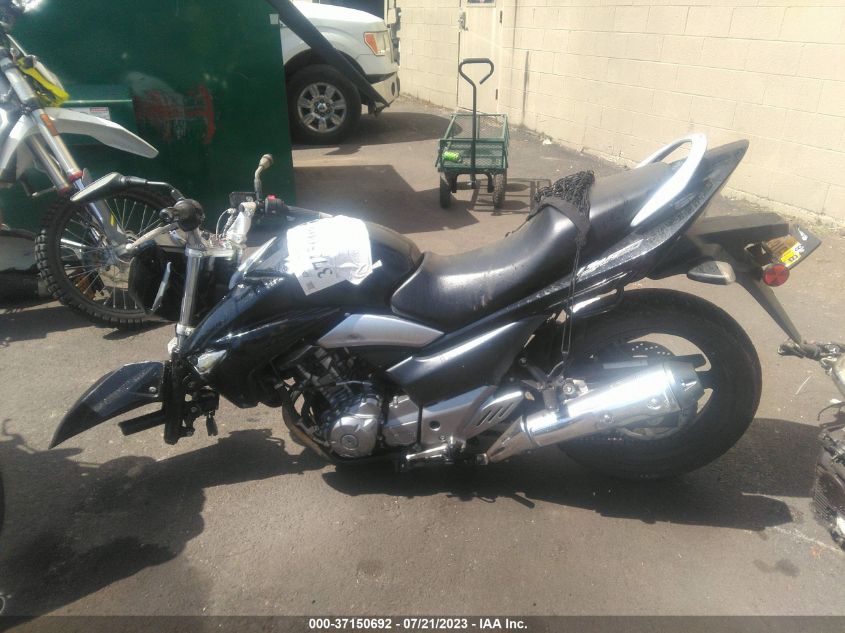 2013 SUZUKI GW250 - LC6GJ55FXD1100849