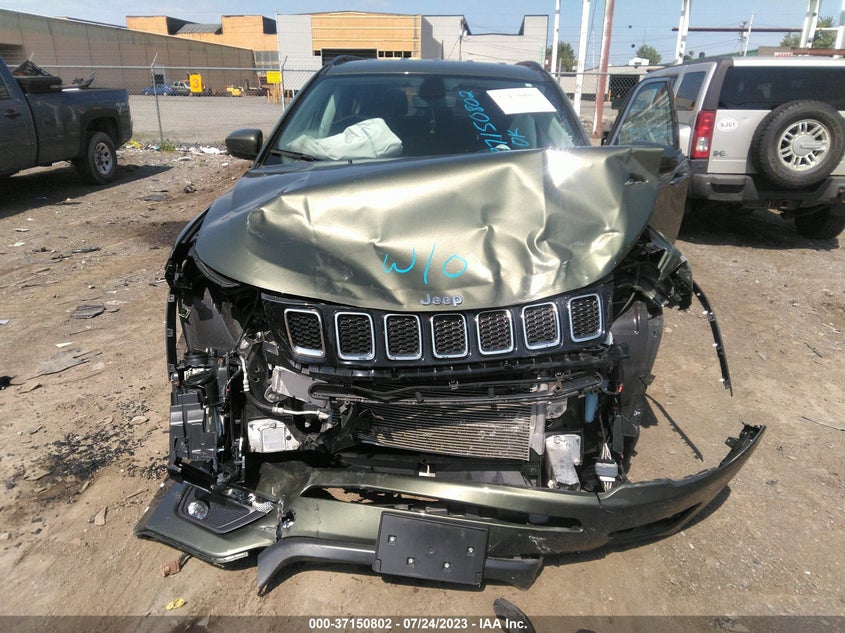 VIN 3C4NJDBB3MT578384 2021 JEEP COMPASS LATITUDE