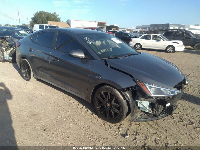 2019 HYUNDAI ELANTRA SE - 5NPD74LF6KH457843