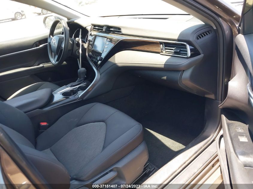 2019 TOYOTA CAMRY LE/SE/XLE/L - 4T1B11HK5KU267840