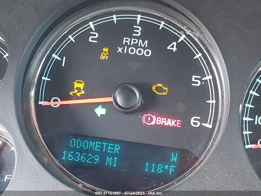 2014 CHEVROLET TAHOE LT - 1GNSKBE04ER228603