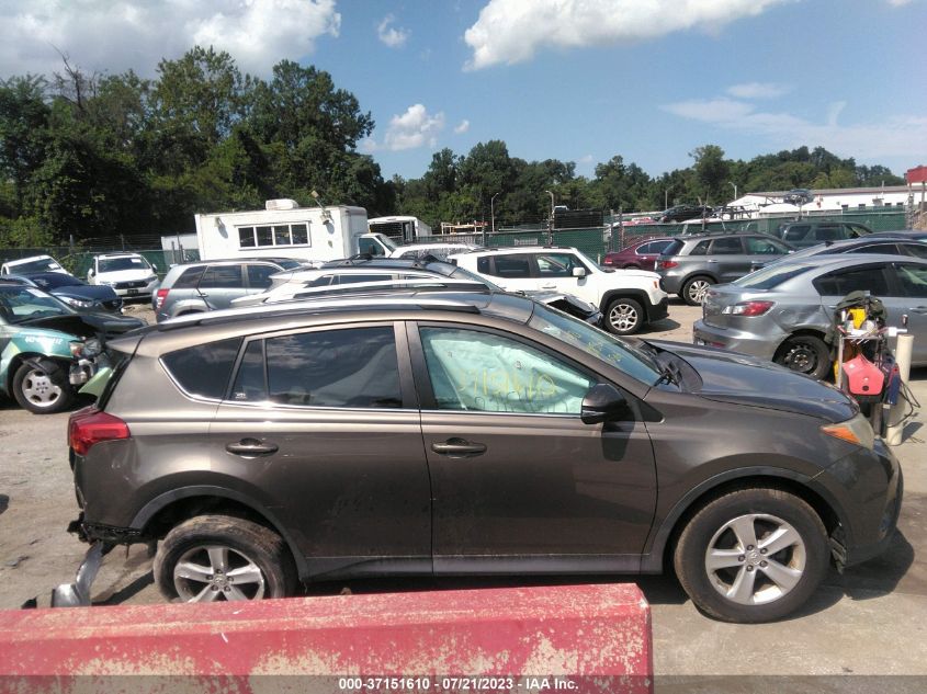 2014 TOYOTA RAV4 XLE - 2T3RFREV2EW136437