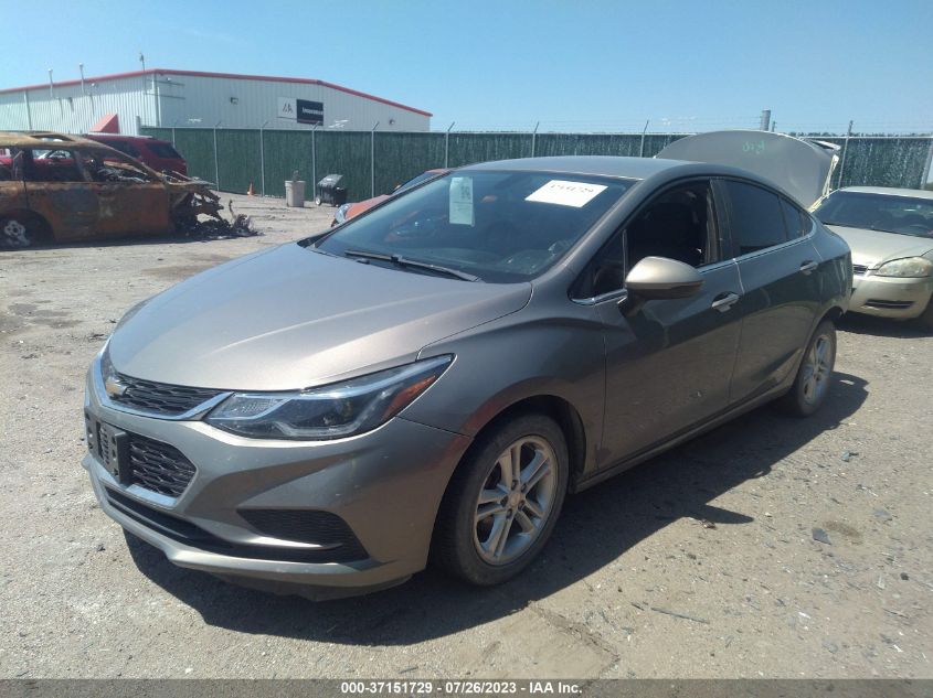 2018 CHEVROLET CRUZE LT - 1G1BE5SM0J7118431