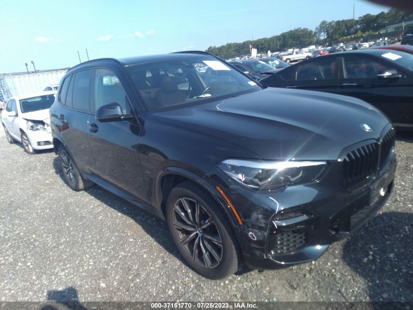 VIN 5UXCR6C02N9J33300 2022 BMW X5 no.1