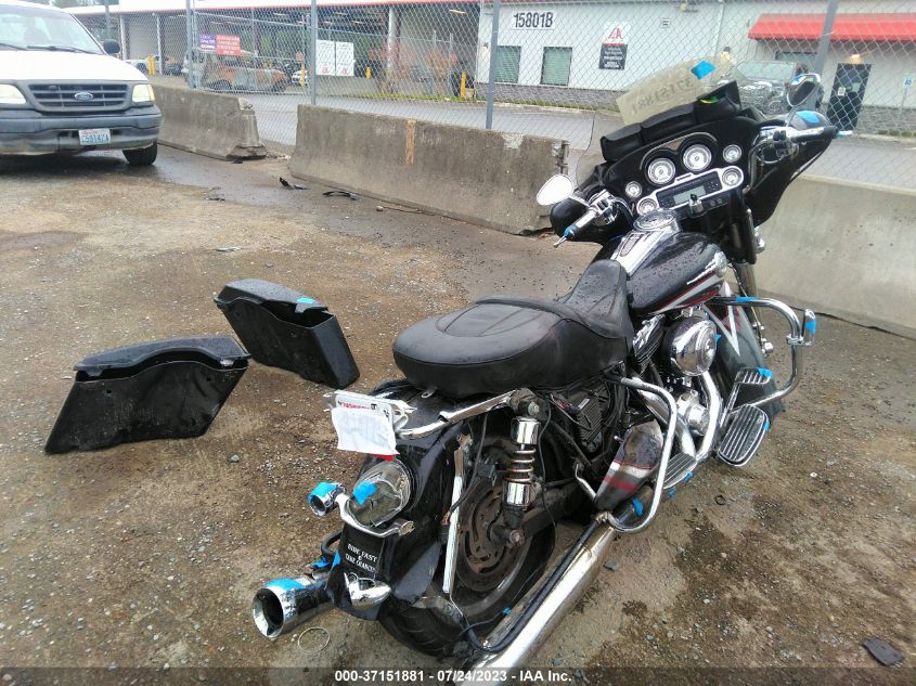 2006 HARLEY-DAVIDSON FLHTCUSE 1HD1PRE136Y952733