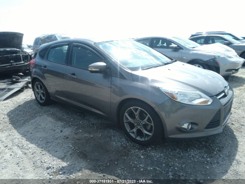 2014 FORD FOCUS SE - 1FADP3K29EL422857