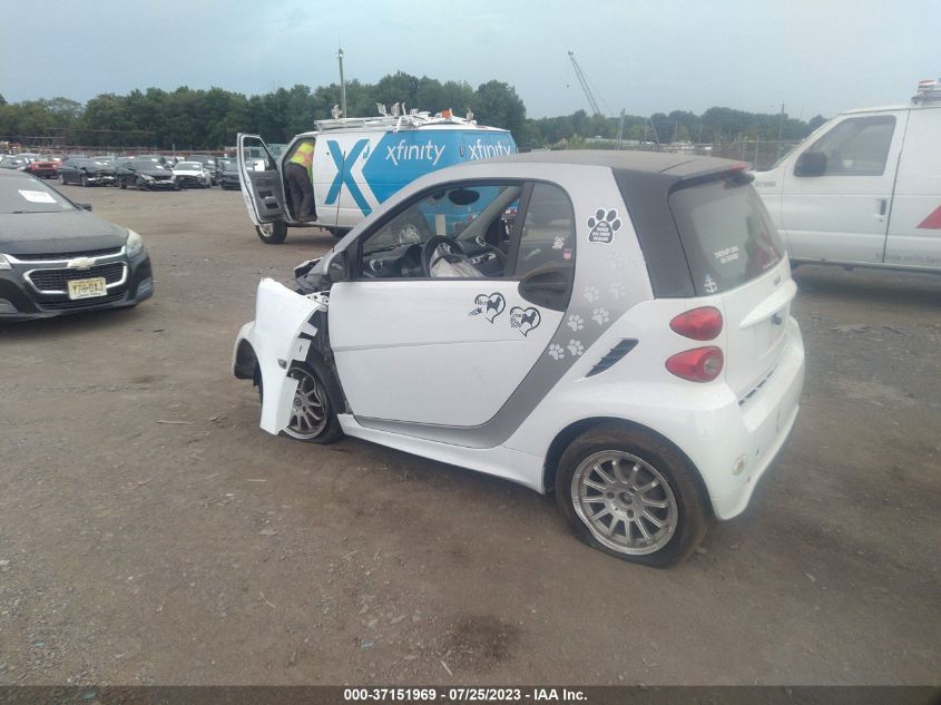 2013 SMART FORTWO PURE/PASSION - WMEEJ3BA5DK626651