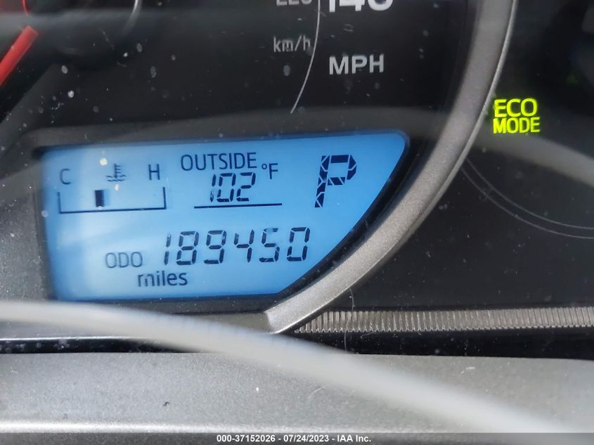 2015 TOYOTA RAV4 XLE - 2T3WFREV8FW215888