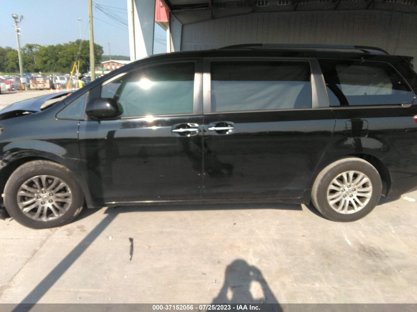 2016 TOYOTA SIENNA XLE/XLE AAS/LTD - 5TDYK3DC4GS736093