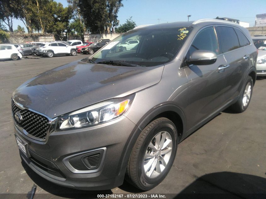 2017 KIA SORENTO LX - 5XYPG4A33HG295532