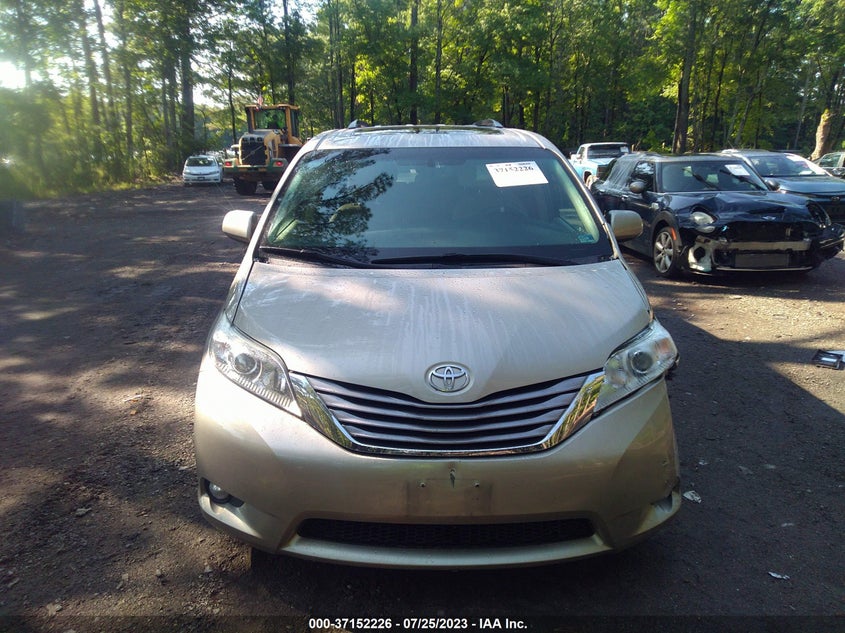VIN 5TDYZ3DC3HS896723 2017 TOYOTA SIENNA XLE/LIMITED