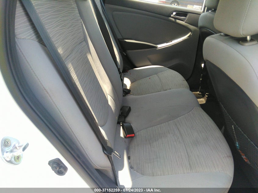 VIN KMHCT4AE2HU294930 2017 HYUNDAI ACCENT SE