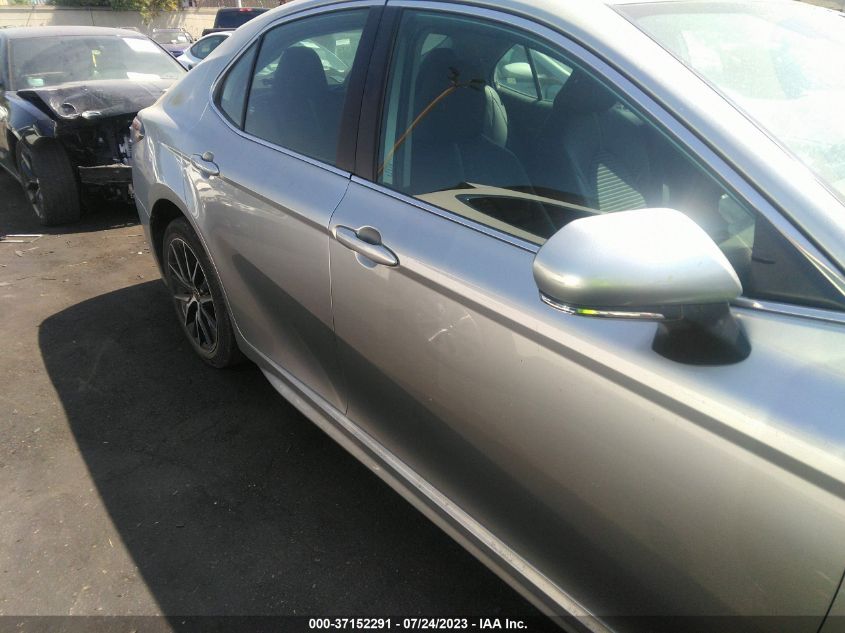 2022 TOYOTA CAMRY SE - 4T1G11AK3NU667397