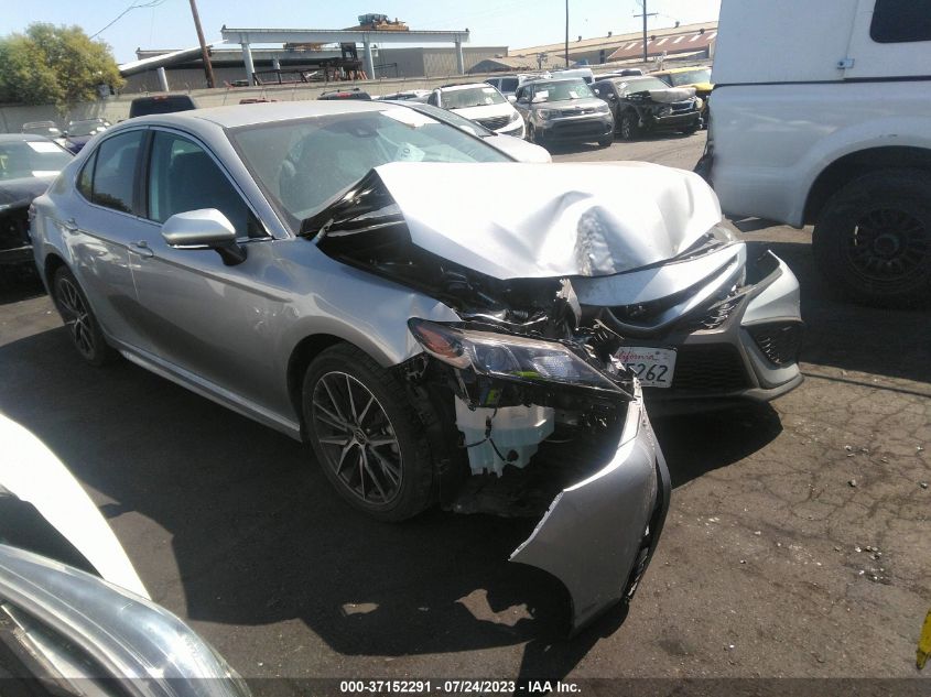 2022 TOYOTA CAMRY SE - 4T1G11AK3NU667397