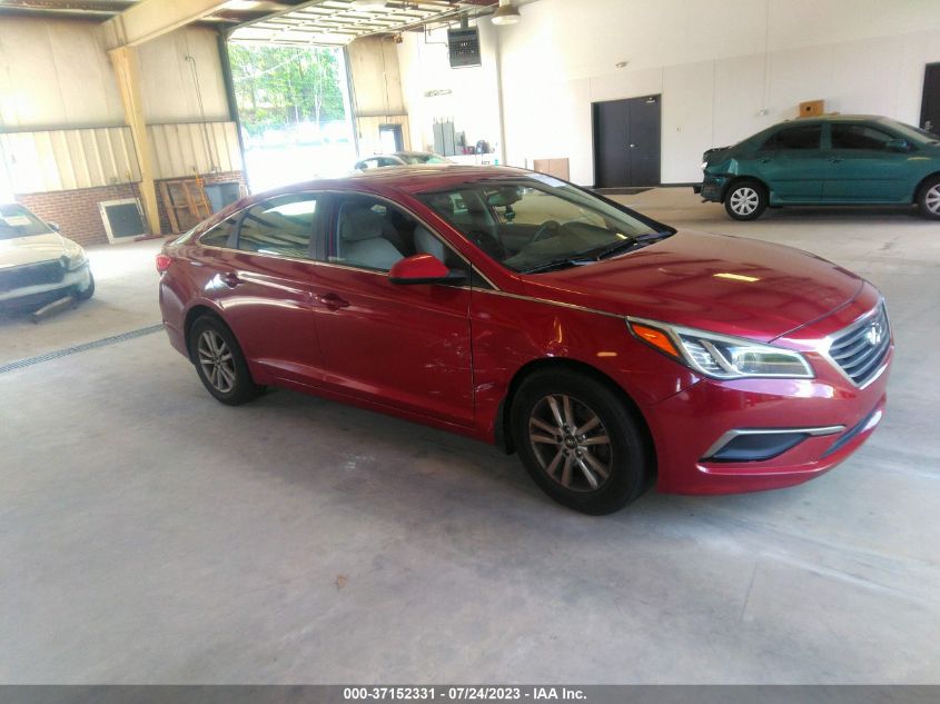 2016 HYUNDAI SONATA 2.4L SE - 5NPE24AF7GH302845