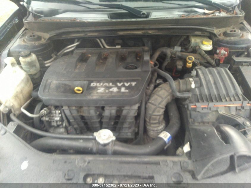 2013 CHRYSLER 200 LX - 1C3CCBAB9DN640124