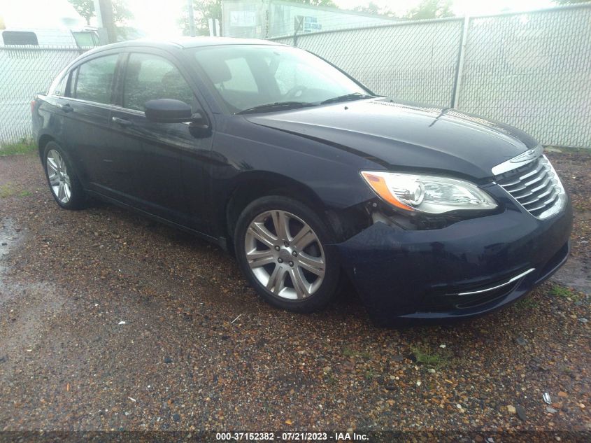 2013 CHRYSLER 200 LX - 1C3CCBAB9DN640124