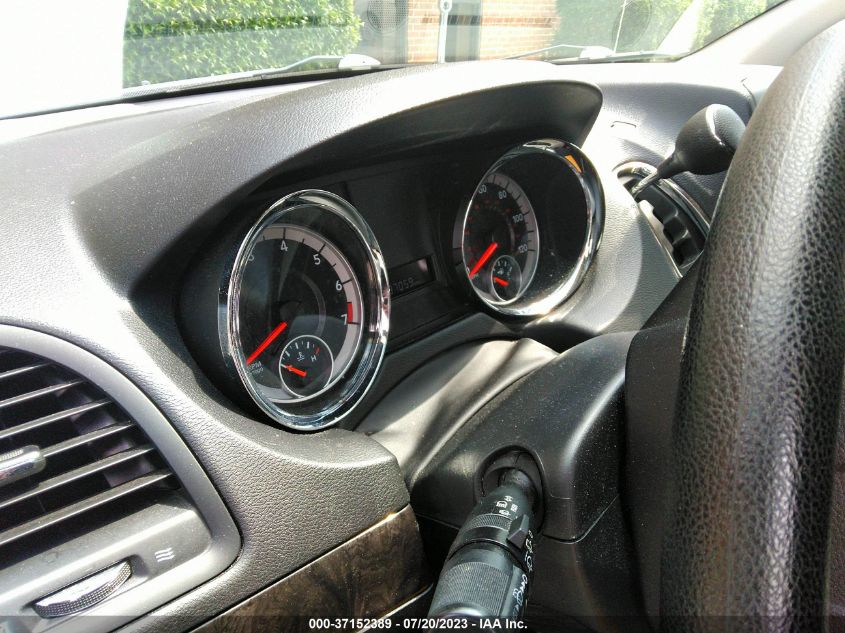 2016 DODGE GRAND CARAVAN SXT - 2C4RDGCG6GR100813