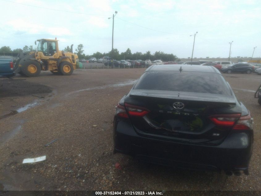 2021 TOYOTA CAMRY SE - 4T1G11AK4MU429413