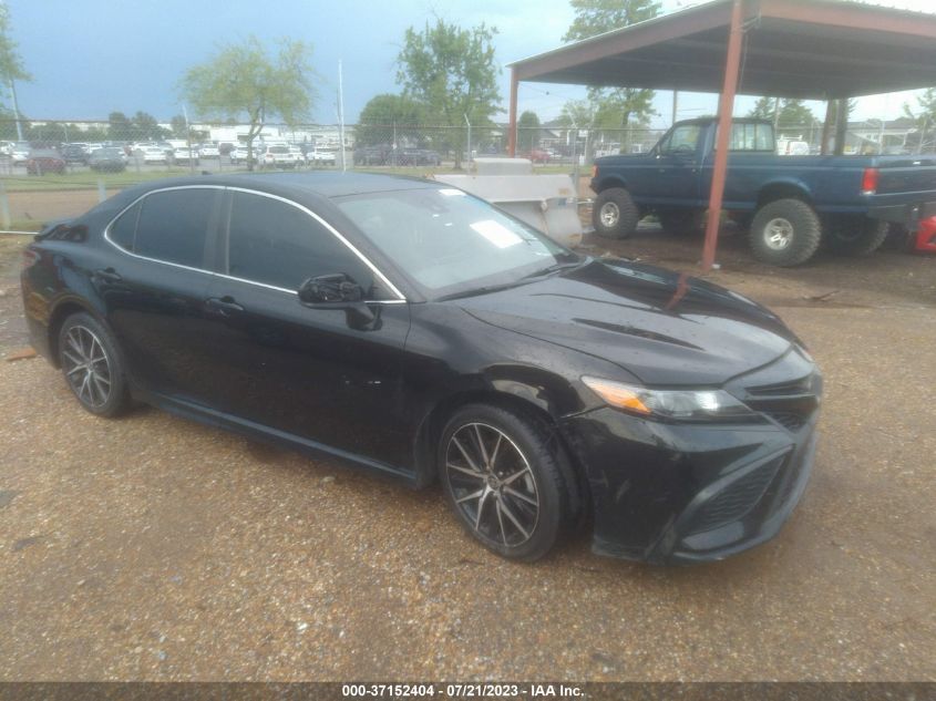 2021 TOYOTA CAMRY SE - 4T1G11AK4MU429413