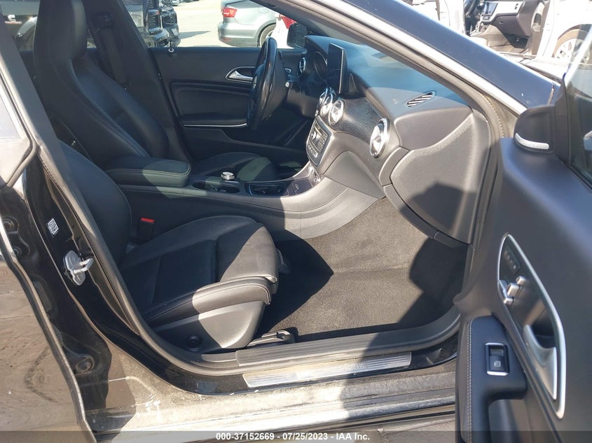VIN WDDSJ4EB5HN498143 2017 MERCEDES-BENZ CLA CLA 250