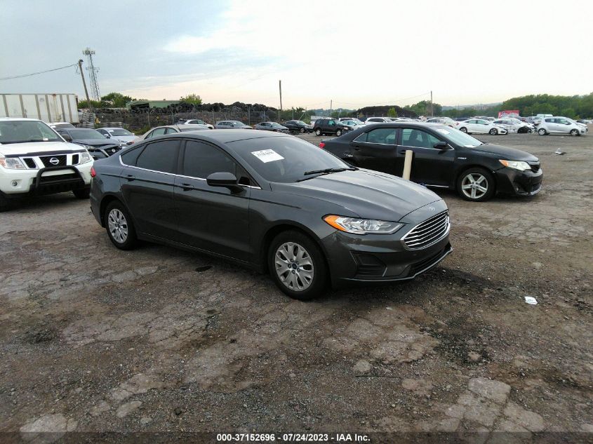 2019 FORD FUSION S - 3FA6P0G76KR271470