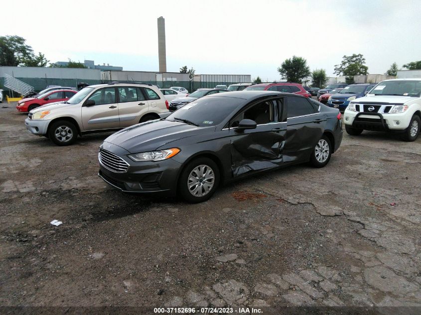 2019 FORD FUSION S - 3FA6P0G76KR271470