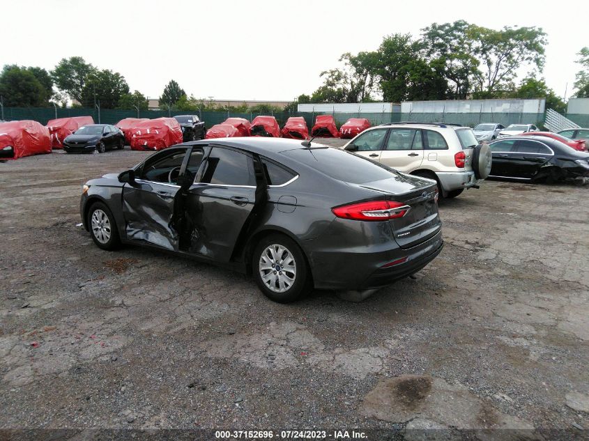 2019 FORD FUSION S - 3FA6P0G76KR271470