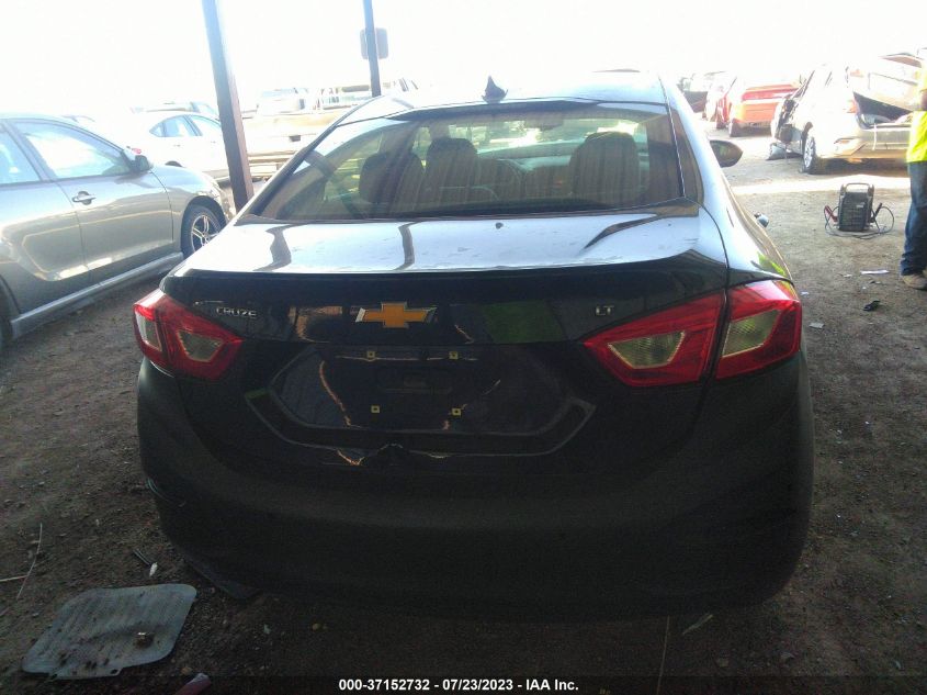 2019 CHEVROLET CRUZE LT - 1G1BE5SM0K7144867