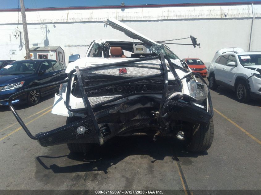 2015 TOYOTA TUNDRA 4WD TRUCK PLATINUM/1794 - 5TFAY5F13FX430261