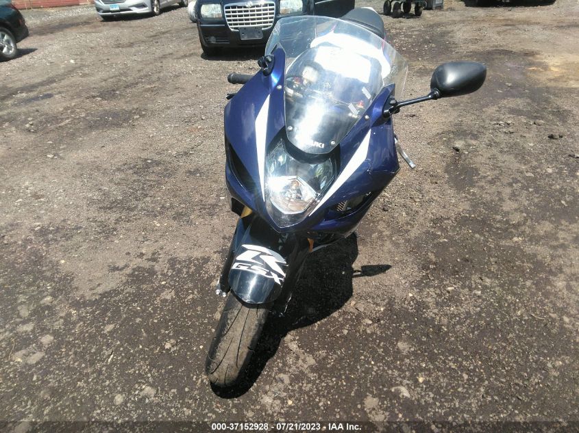 2004 SUZUKI GSX-R1000 - JS1GT75A142103402
