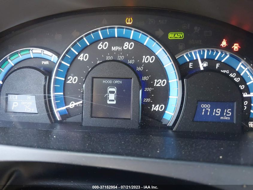 2013 TOYOTA CAMRY HYBRID LE/XLE - 4T1BD1FK3DU091335