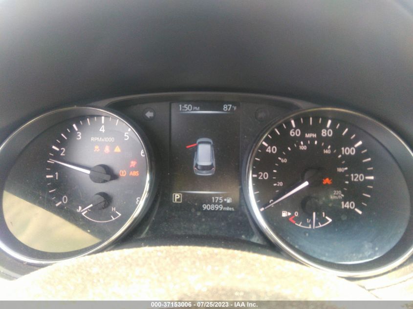 2017 NISSAN ROGUE SL - JN8AT2MV7HW020062