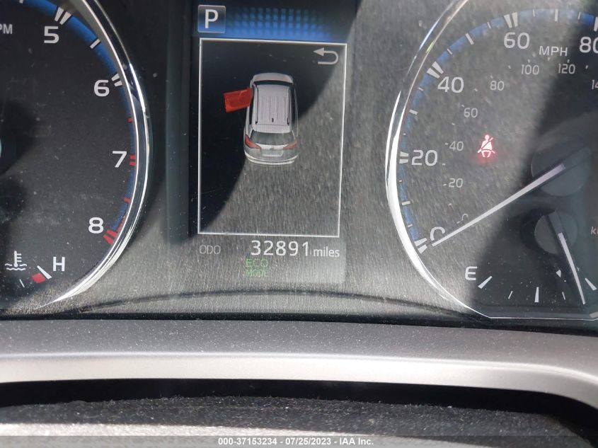 2016 TOYOTA RAV4 XLE - JTMWFREV8GJ067645