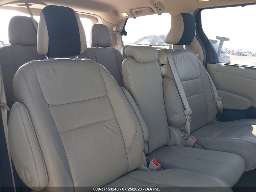 2017 TOYOTA SIENNA XLE AUTO ACCESS - 5TDYZ3DC3HS883146