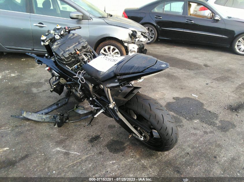 2012 YAMAHA YZFR6 C JYARJ16Y4CA006157