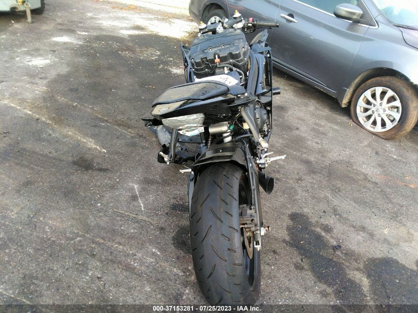 2012 YAMAHA YZFR6 C JYARJ16Y4CA006157