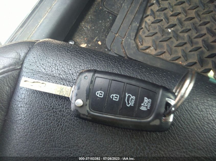 2019 HYUNDAI KONA SE - KM8K1CAA5KU214083