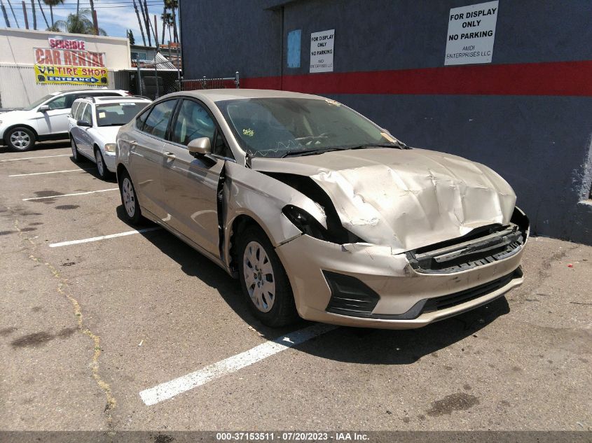 2019 FORD FUSION S - 3FA6P0G70KR284408