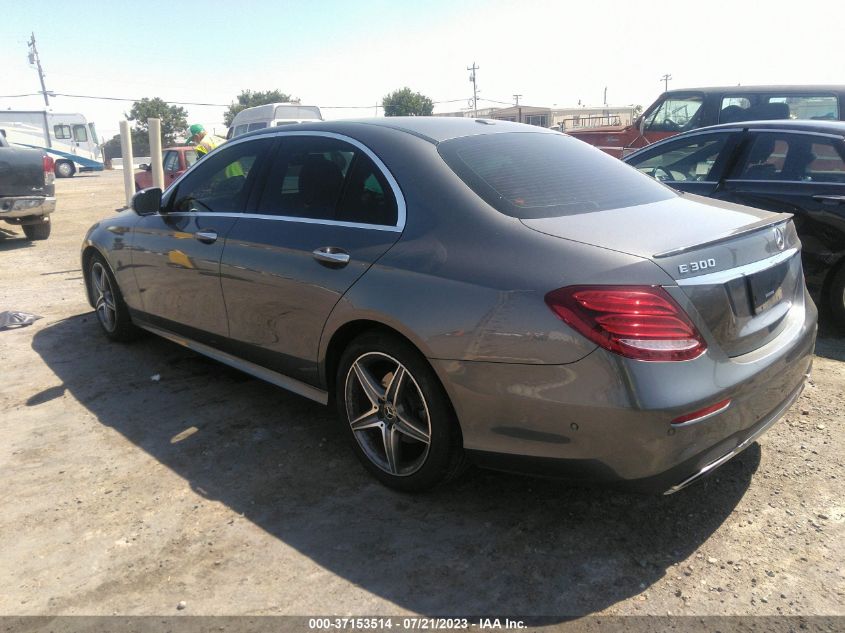 WDDZF4JB4JA314992 2018 MERCEDES-BENZ E-CLASS, photo no. 3