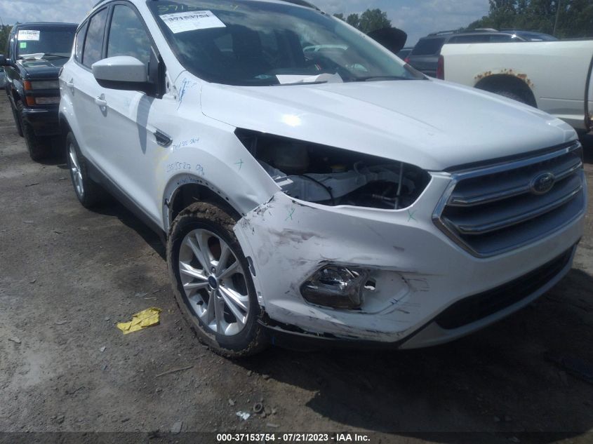 2017 FORD ESCAPE SE - 1FMCU0GD5HUC63563