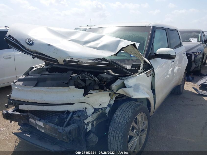 2018 KIA SOUL + - KNDJP3A56J7901538