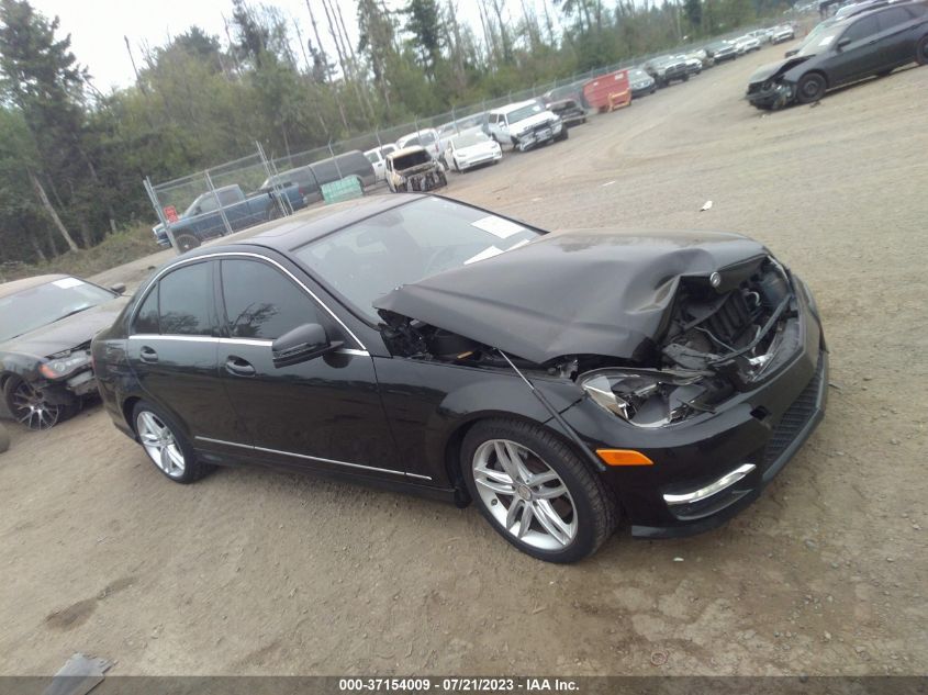 2013 MERCEDES-BENZ C-CLASS C 300 - WDDGF8ABXDR251563