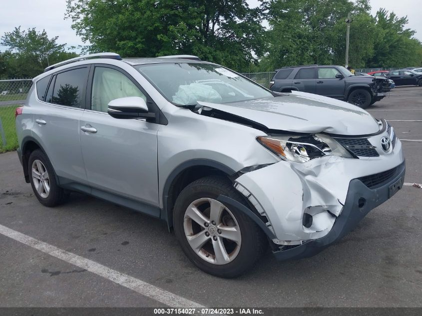 2013 TOYOTA RAV4 XLE - JTMRFREV1DD018715