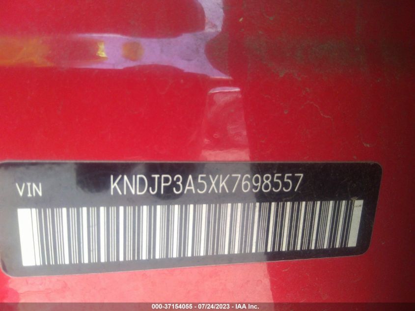 KNDJP3A5XK7698557 Kia Soul + 9