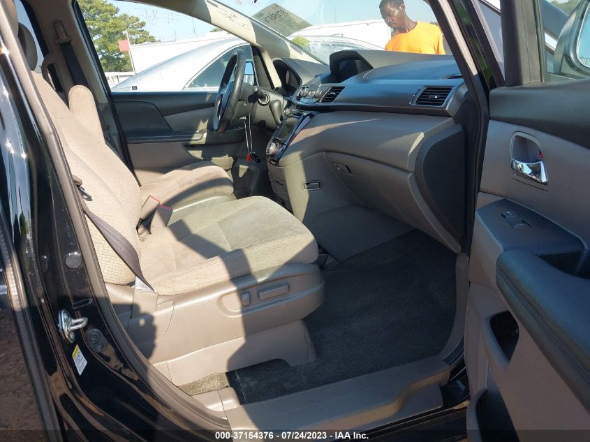 2016 HONDA ODYSSEY SE - 5FNRL5H36GB139572